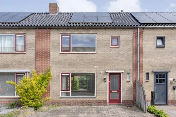 Tussenwoning te koop: Dumbarstraat 61, Raalte