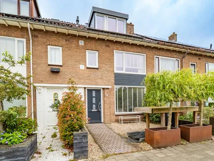 Tussenwoning te koop: Duurstedelaan 67, Nieuw Hoograven-Zuid Utrecht