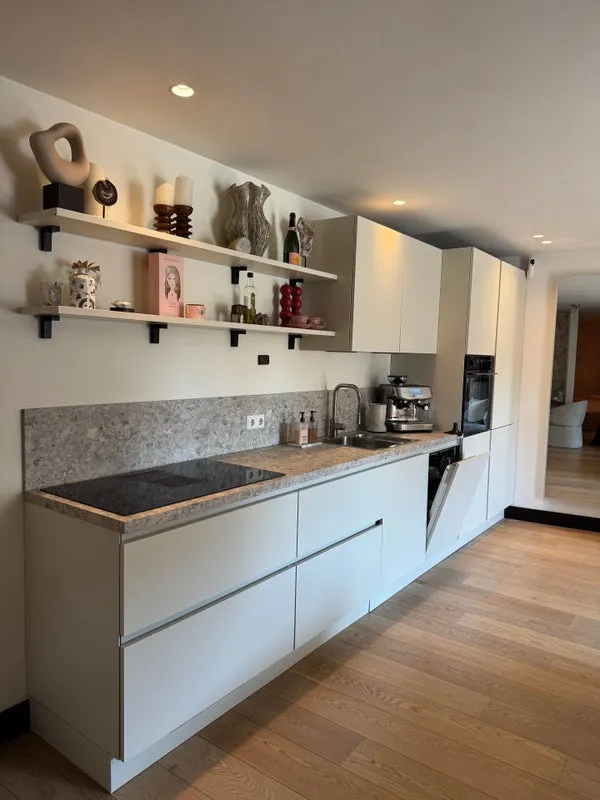Home for rent: Duyvesteynhof, Kleinpolder Rotterdam
