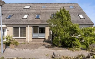 Terraced house for sale: Dvořákhof 23, Kersenboogerd-Zuid - Buurt 33 03 Hoorn