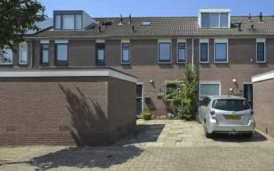 Tussenwoning te koop: Dwarsland 22, Poeldijk Noord Poeldijk