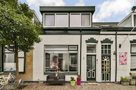 Tussenwoning te koop: Dwarssteeg 8, Oostbuurt Vlaardingen