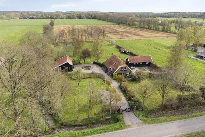 Vrijstaande woning te koop: Dwarsvaartweg 30, Oosterstreek-Buitengebied Oosterstreek