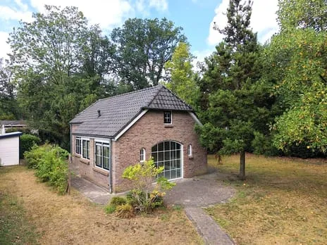 Twee-onder-één-kap te koop: Dwarsweg 3, Overberg Overberg