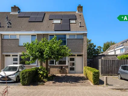 Hoekwoning te koop: Dwergroosweide 2, Molenvliet-West Woerden