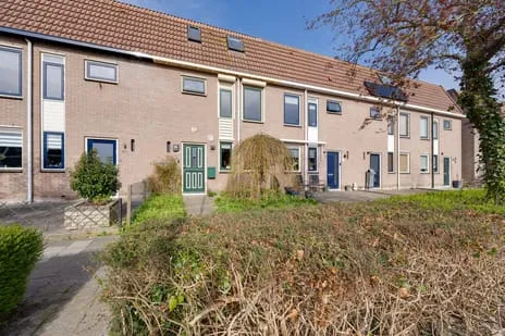 Tussenwoning te koop: Dwingel 78, Kanteel en omgeving De Goorn