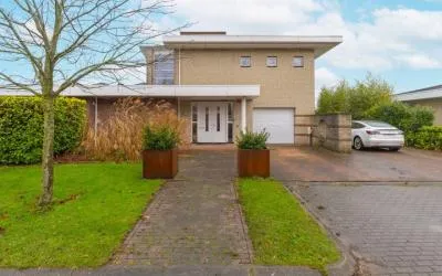 Vrijstaande woning te koop: Eaglelaan 94, Golfresort Lelystad