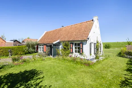 Vrijstaande woning te koop: Eastein 22, Paesens Peazens