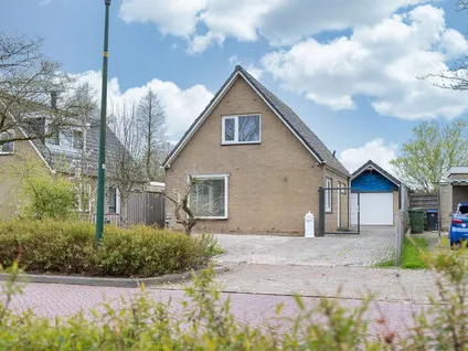 Vrijstaande woning te koop: Easthimmerwei 2, Folsgare