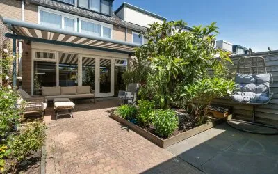 Tussenwoning te koop: Eastonstraat 50, Sterrenburg 1-Oost Dordrecht