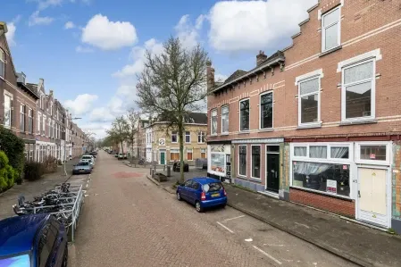 Tussenwoning te koop: Ebenhaëzerstraat 47, Rotterdam