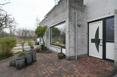 Tussenwoning te koop: Ebro 169, Meerwijk Uithoorn