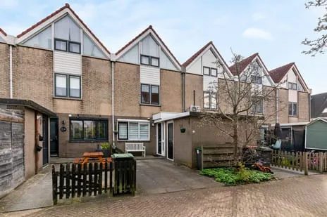 Tussenwoning te koop: Ebro 77, Meerwijk Uithoorn