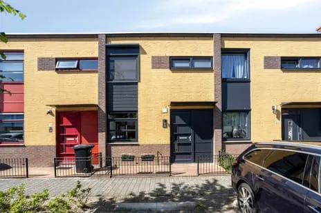 Tussenwoning te koop: Ecrustraat 8, Regenboogbuurt Noord en Oost Almere
