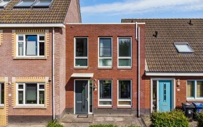 Tussenwoning te koop: Eddastraat 15, Homeruskwartier Zuid Almere