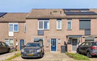 Tussenwoning te koop: Edelsmidstraat 23, Overlanderstraat en omgeving Purmerend