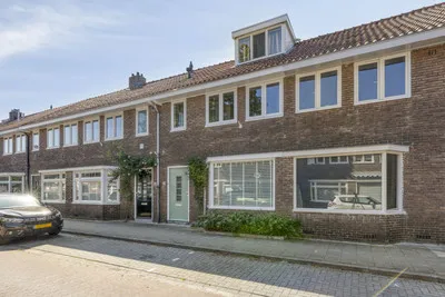Tussenwoning te koop: Edelweisstraat 119, Kruidenbuurt Eindhoven