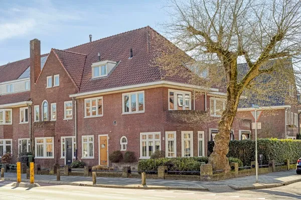 Hoekwoning te koop: Edenstraat 90, Schrijversbuurt Eindhoven