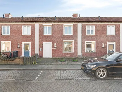 Tussenwoning te koop: Edisonstraat 56, Roosendaal