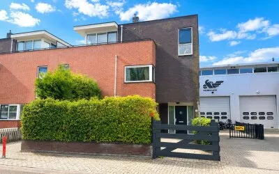 Tussenwoning te koop: Edisonweg 44A, Bedrijventerrein De Corridor Ijsselstein