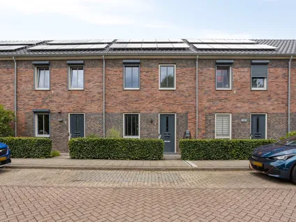 Tussenwoning te koop: Edith Piafstraat 24, Lent Lent