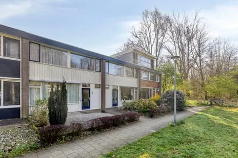 Tussenwoning te koop: Eduard Schilderinkstraat 14, Overstegen - west Doetinchem