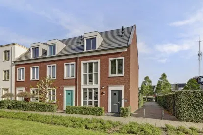 Hoekwoning te koop: Educalaan 1A, Centrum Dronten Dronten