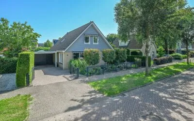 Detached house for sale: Eekhoornbos 13, Tweede woonwijk Zeewolde