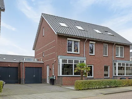 Twee-onder-één-kap te koop: Eekhoornnest 14, Scherpenzeel Scherpenzeel