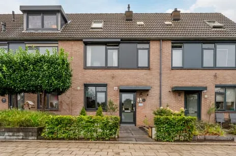 Tussenwoning te koop: Eekschillerslaan 30, Voorthuizen