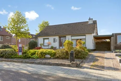 Vrijstaande woning te koop: Eelserstraat 17, Beringe-centrum Beringe