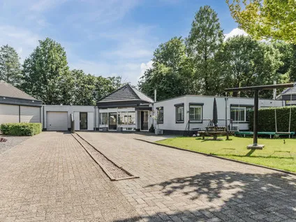 Tussenwoning te koop: Eemkerck 28, Vervoornepolder zuid Werkendam