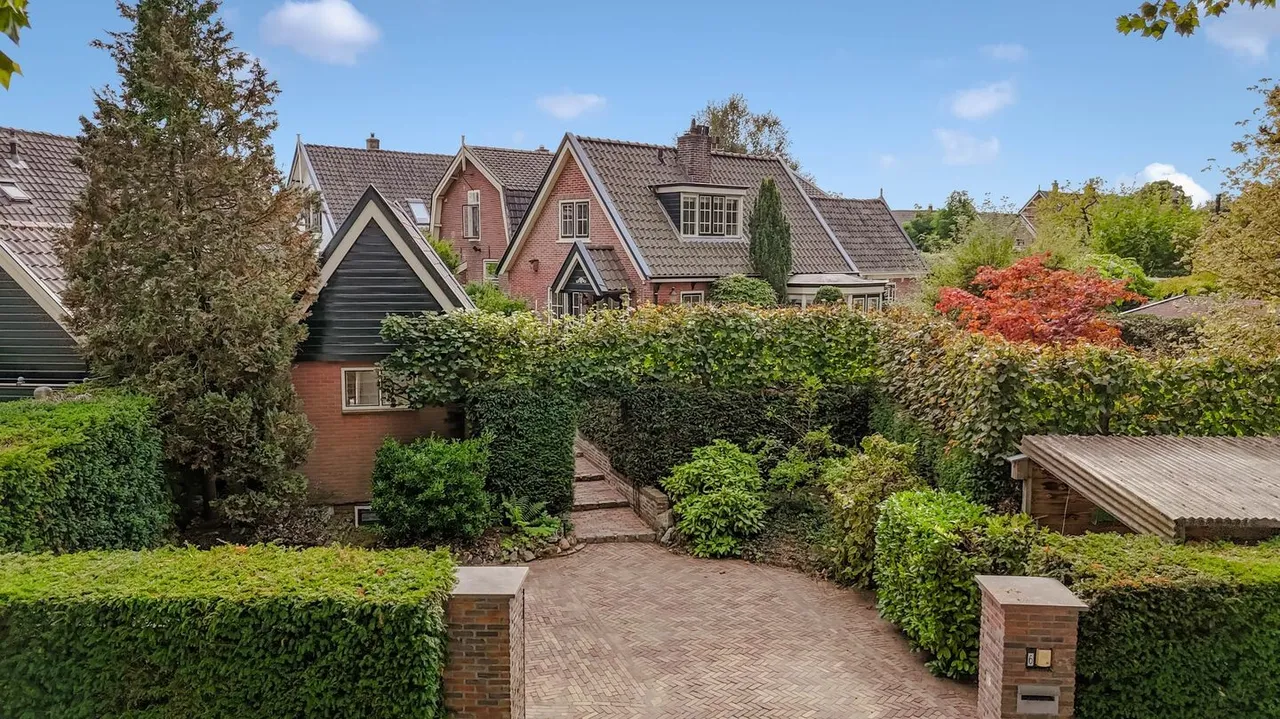 Vrijstaande woning te koop: Eemlandweg 6, Huizen