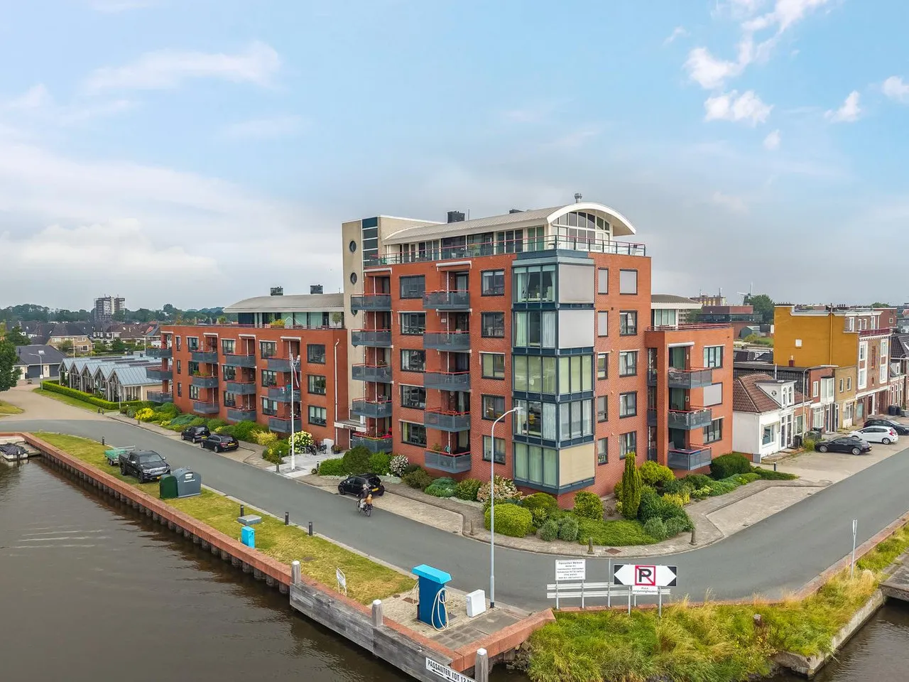 Appartement te koop: Eemskanaal N.Z. 43, Delfzijl
