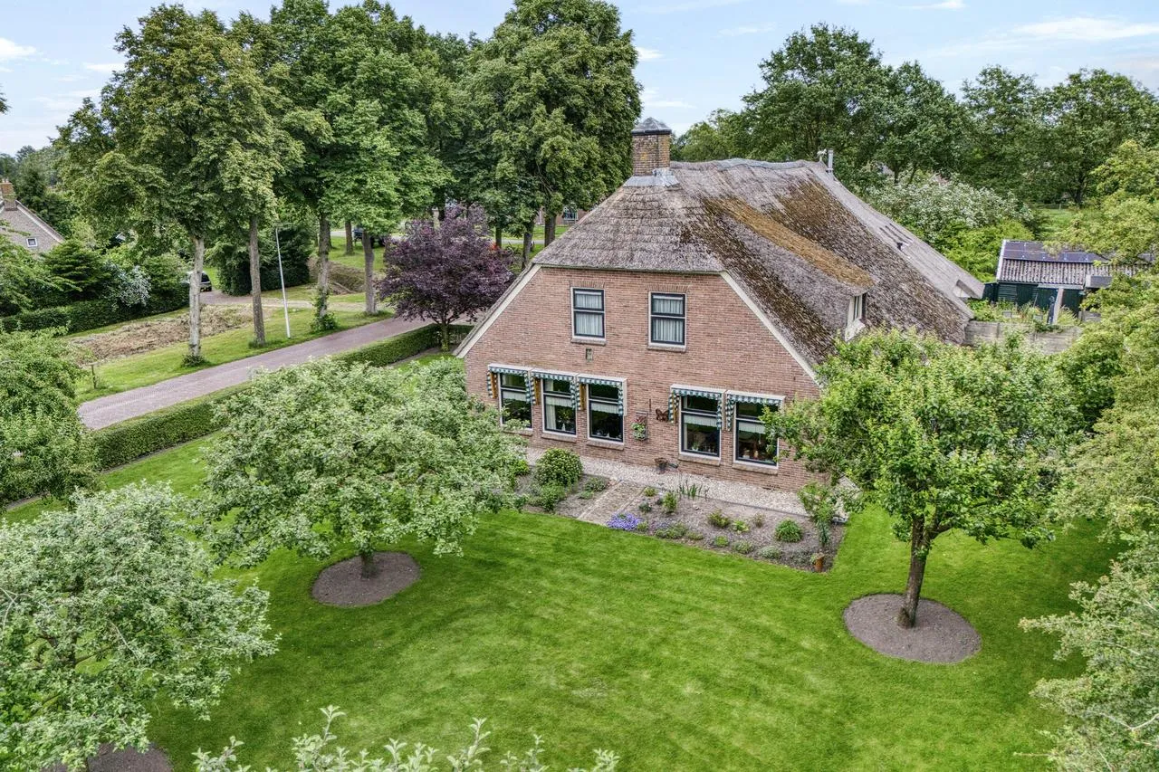 Twee-onder-één-kap te koop: Eemster 57, Dwingeloo