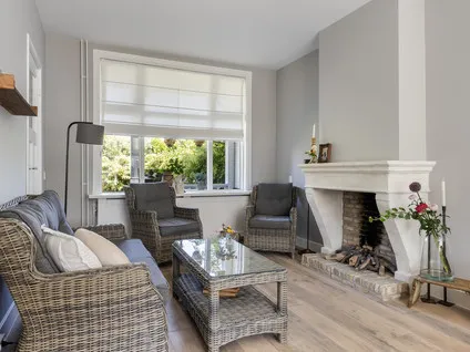 Tussenwoning te koop: Eemsteynplein 24, Heysterbachstraat en omgeving Dordrecht