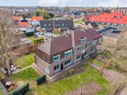 Twee-onder-één-kap te koop: Eendrachtstraat 12, De Heege Coevorden