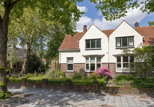Twee-onder-één-kap te koop: Eendrachtstraat 16, Tuindorp 't Lansink Hengelo