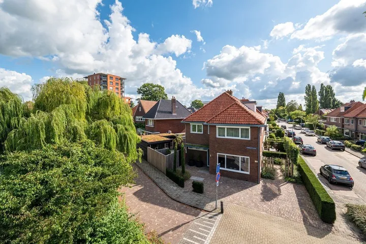 Twee-onder-één-kap te koop: Eendrachtstraat 22, Indische buurt Meppel