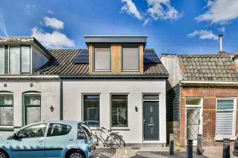 Twee-onder-één-kap te koop: Eendrachtstraat 39, Rosmolenbuurt West Zaandam