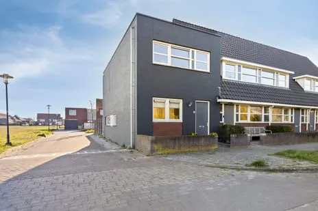 Hoekwoning te koop: Eendrachtsweg 56, Mortiere I Middelburg