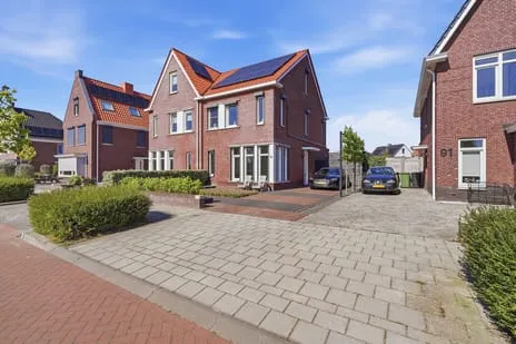 Twee-onder-één-kap te koop: Eendrachtsweg 89A, Mortiere III Middelburg