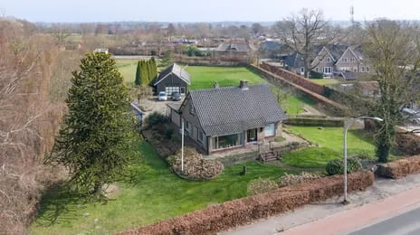 Vrijstaande woning te koop: Eerbeekseweg 53, Loenen Loenen