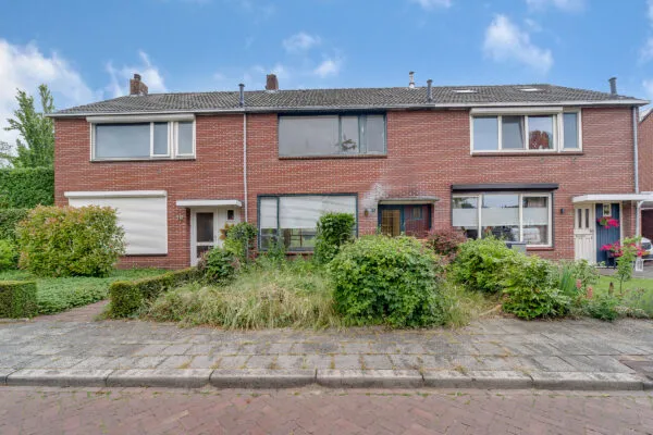 Tussenwoning te koop: Eerste Kampsweg 16, Nijverdal Oost Nijverdal
