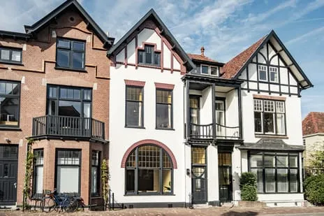 Tussenwoning te koop: Eerste Emmastraat 10, Koninginnebuurt Haarlem