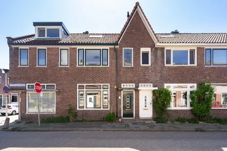 Tussenwoning te koop: Eerste Hieronymus van Alphenstraat 114, Kadenbuurt Gouda