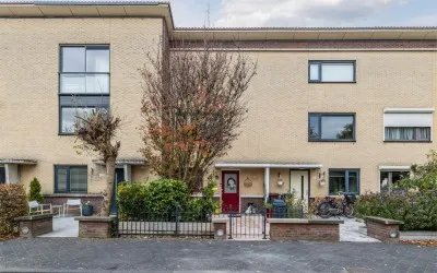 Tussenwoning te koop: Eerste Oosterparklaan 124, Parkwijk-Zuid Utrecht