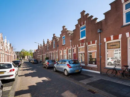 Tussenwoning te koop: Eerste Reedwarsstraat 14, Indische Buurt-Zuid Dordrecht