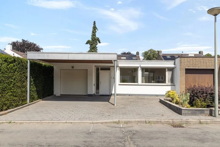 Corner house for sale: Effileursdonk 3, Oud-Caberg Maastricht