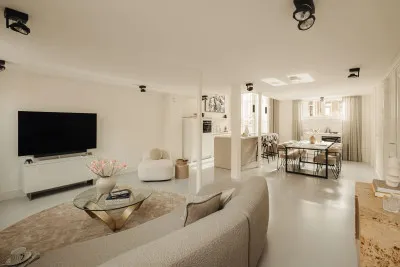 Apartment for sale: Egelantiersstraat 143B, Anjeliersbuurt-Zuid Amsterdam